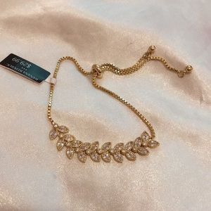 Banana Republic bracelet NWT